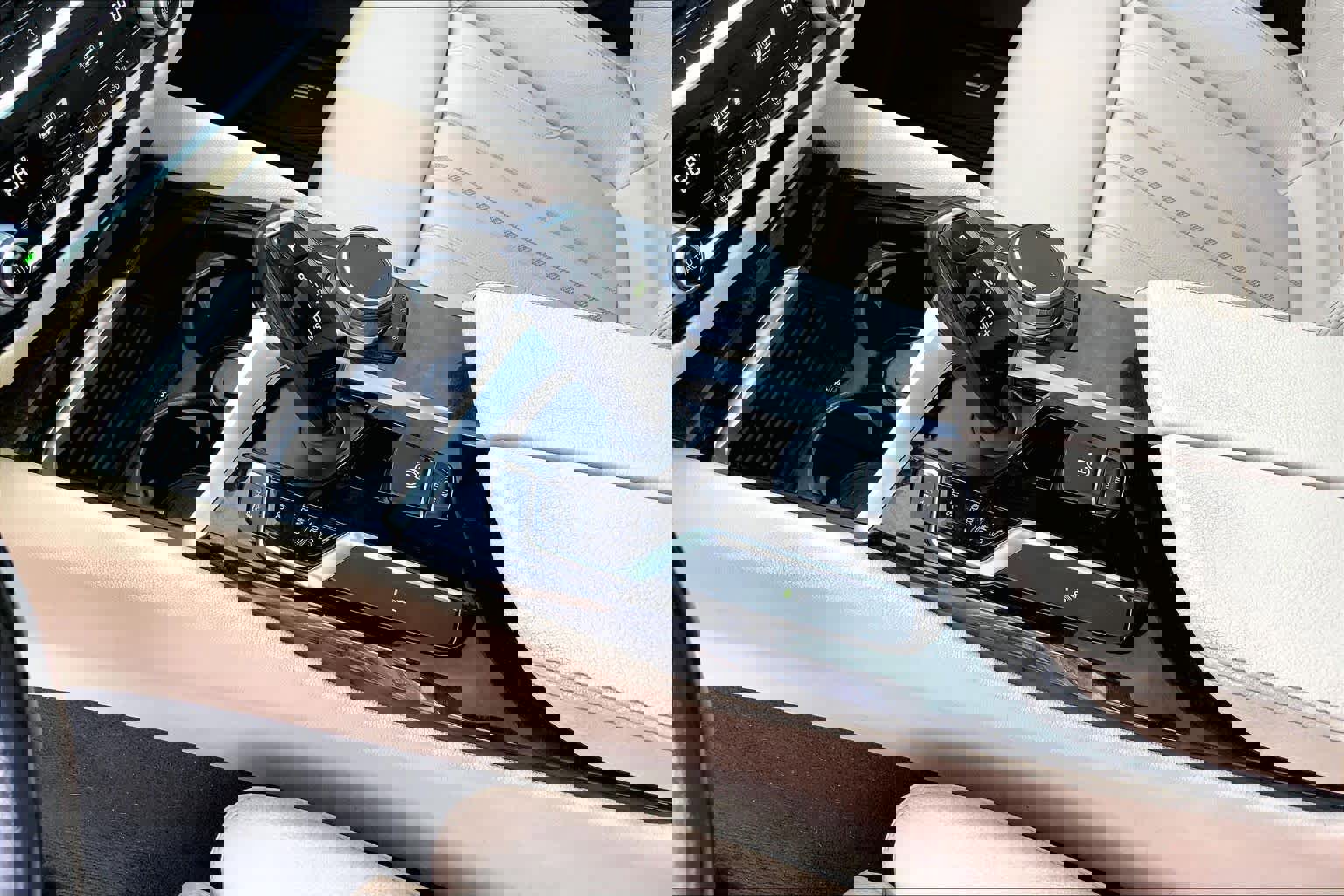 Used 2018 BMW 530i image 17