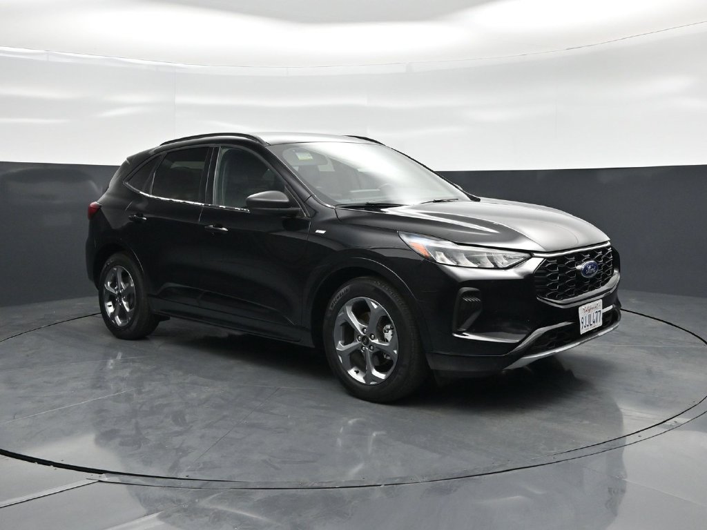 Certified 2023 Ford Escape ST-Line w/ Tech Pack #1 FWD image 20