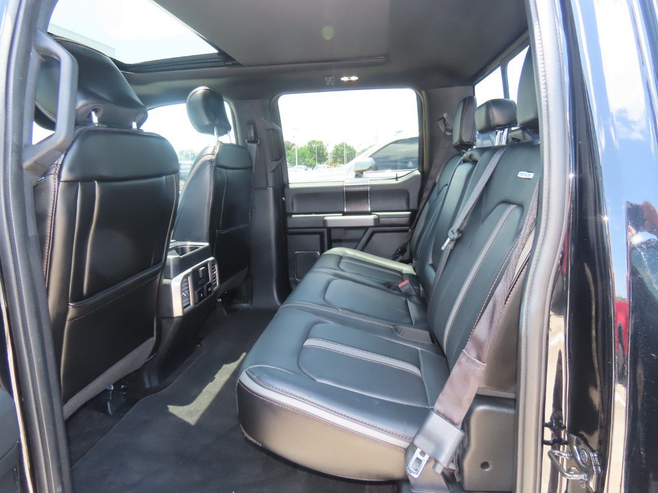 Certified 2018 Ford F150 Platinum w/ Equipment Group 701A Luxury RWD image 21