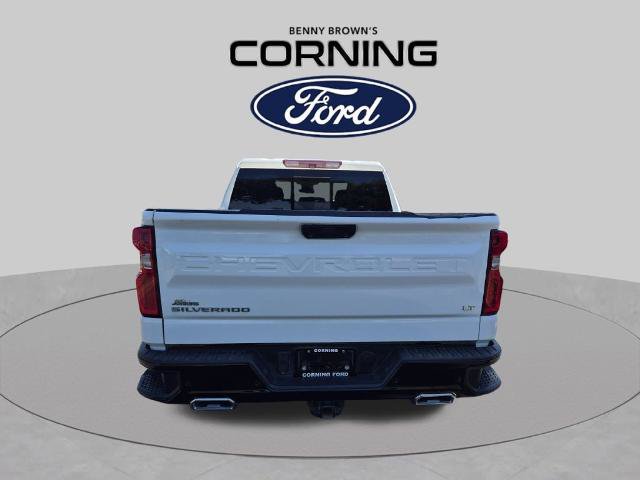Used 2023 Chevrolet Silverado 1500 LT Trail Boss w/ Convenience Package II AWD/4WD image 9