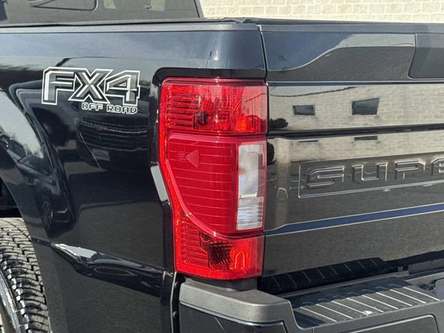 Certified 2022 Ford F250 XLT w/ Black Appearance Package image 9
