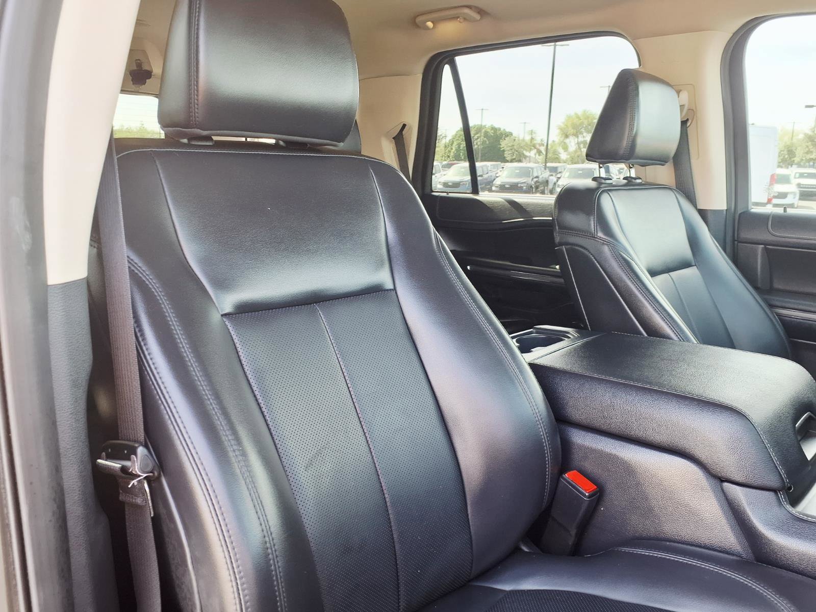 Certified 2023 Ford Expedition XLT RWD image 12