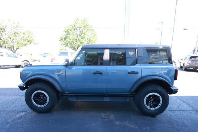 Certified 2024 Ford Bronco Badlands AWD/4WD image 9