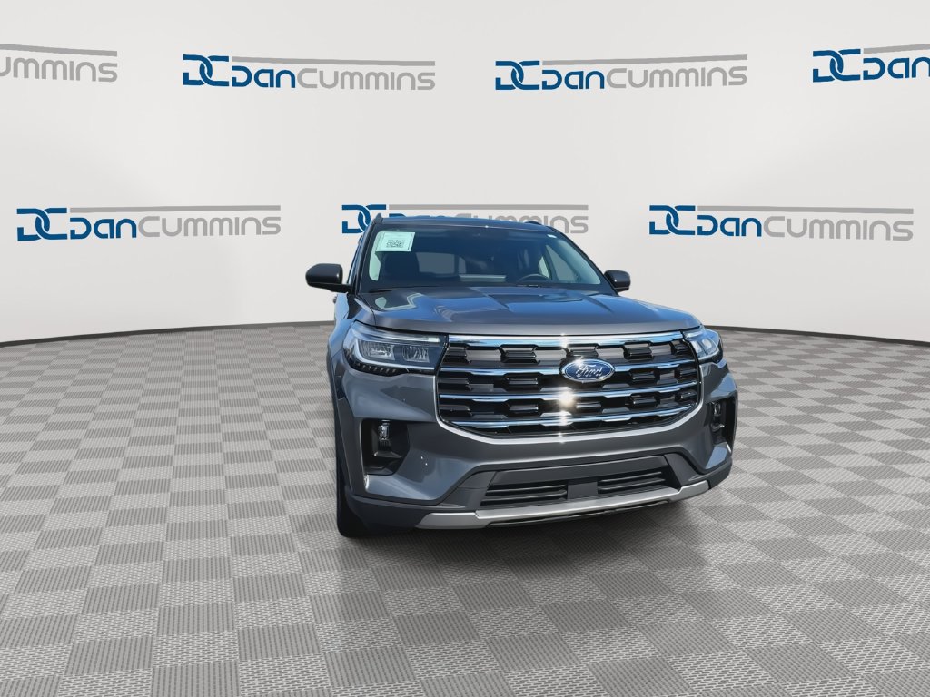 Certified 2026 Ford Explorer Active w/ Active Comfort Package AWD/4WD image 3