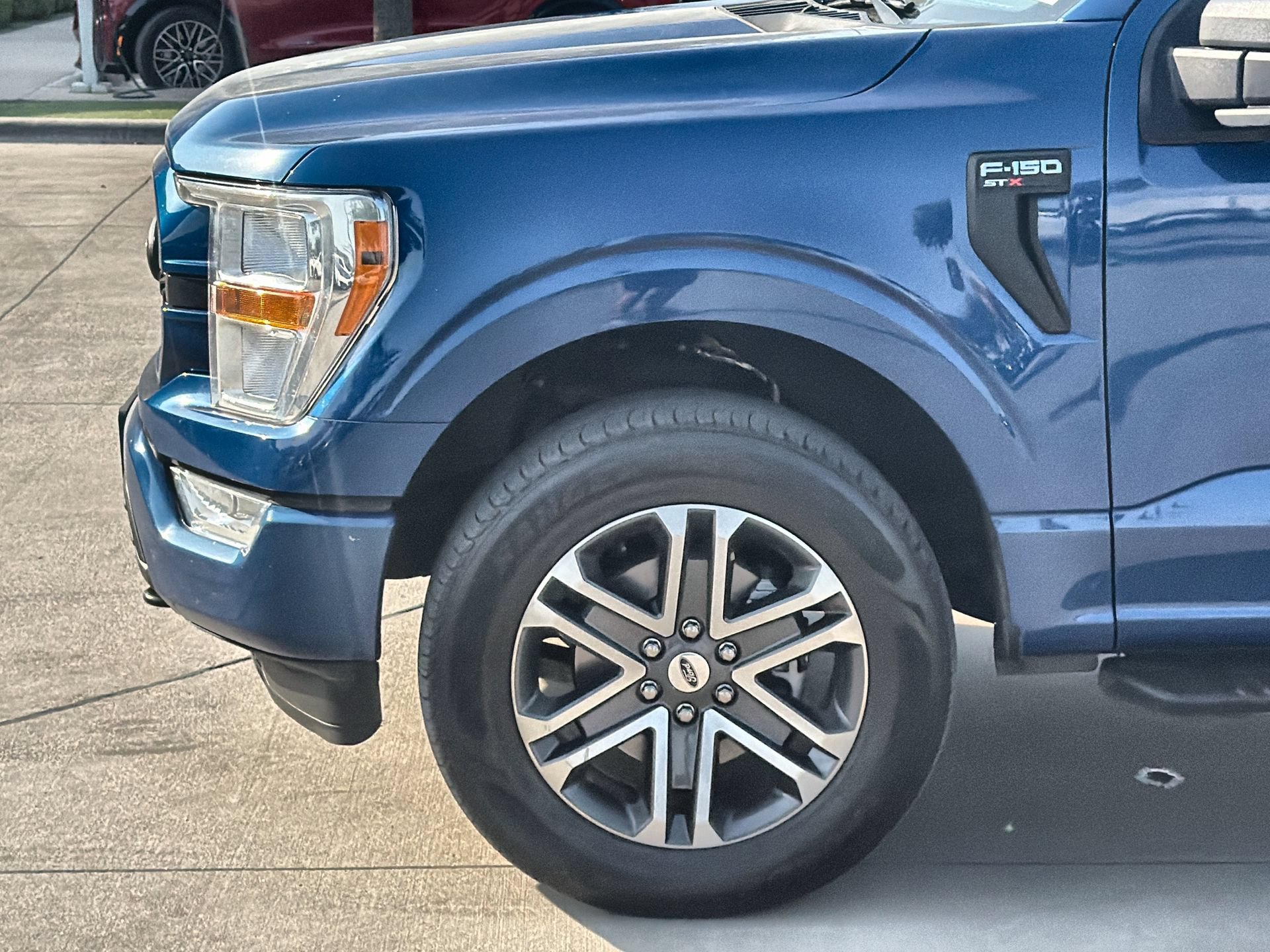 Certified 2022 Ford F150 XL w/ STX Appearance Package AWD/4WD image 10