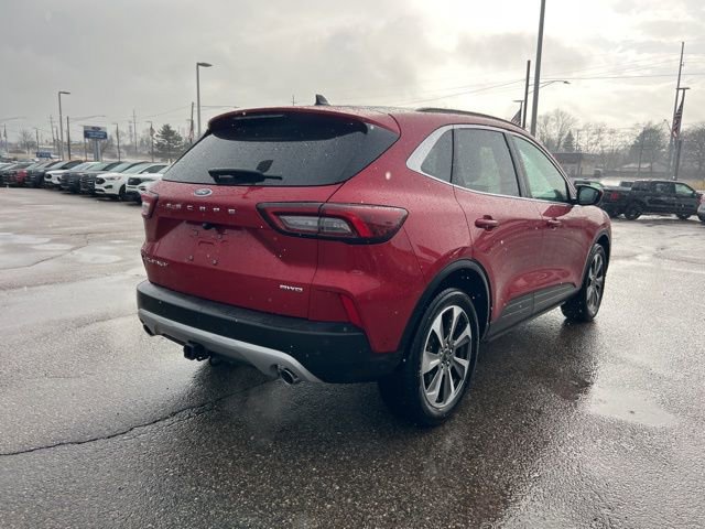 Certified 2023 Ford Escape Platinum w/ Premium Technology Package image 2