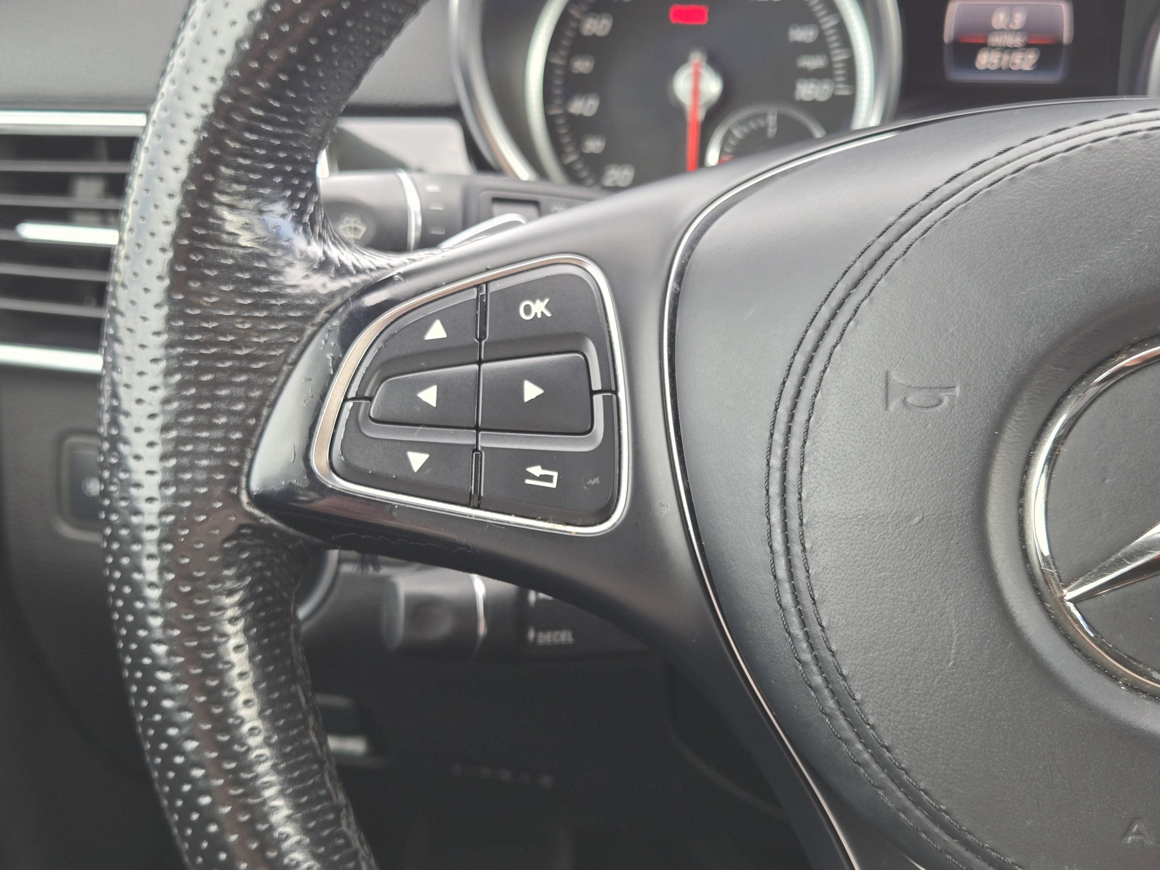 Used 2019 Mercedes-Benz GLS 450 4MATIC w/ Premium 1 Package image 27