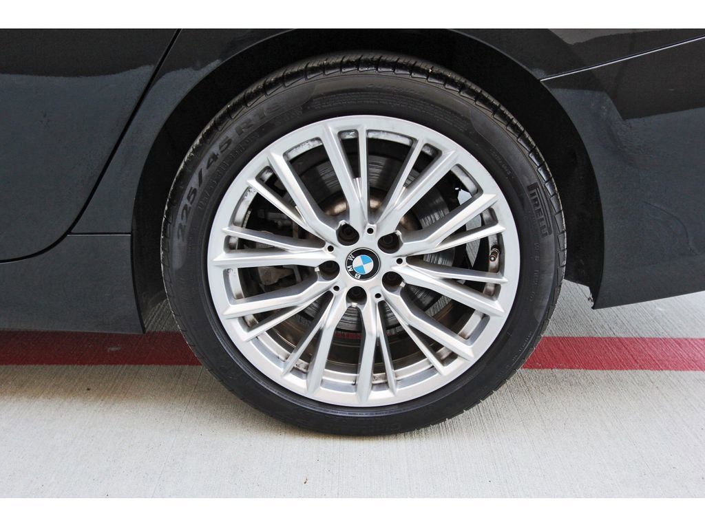 Used 2024 BMW 330i Sedan w/ Convenience Package RWD image 30