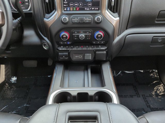Used 2022 Chevrolet Silverado 2500 High Country w/ Z71 Off-Road Package AWD/4WD image 19