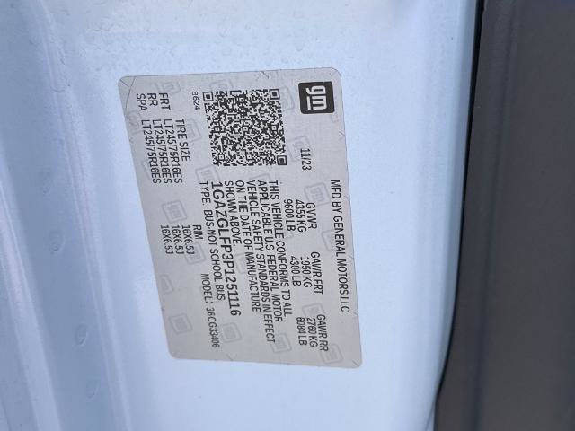 Used 2023 Chevrolet Express 3500 LS RWD image 16
