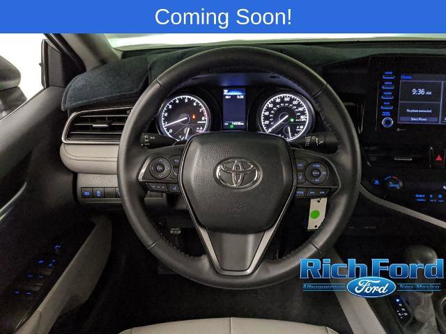 Used 2024 Toyota Camry SE image 10