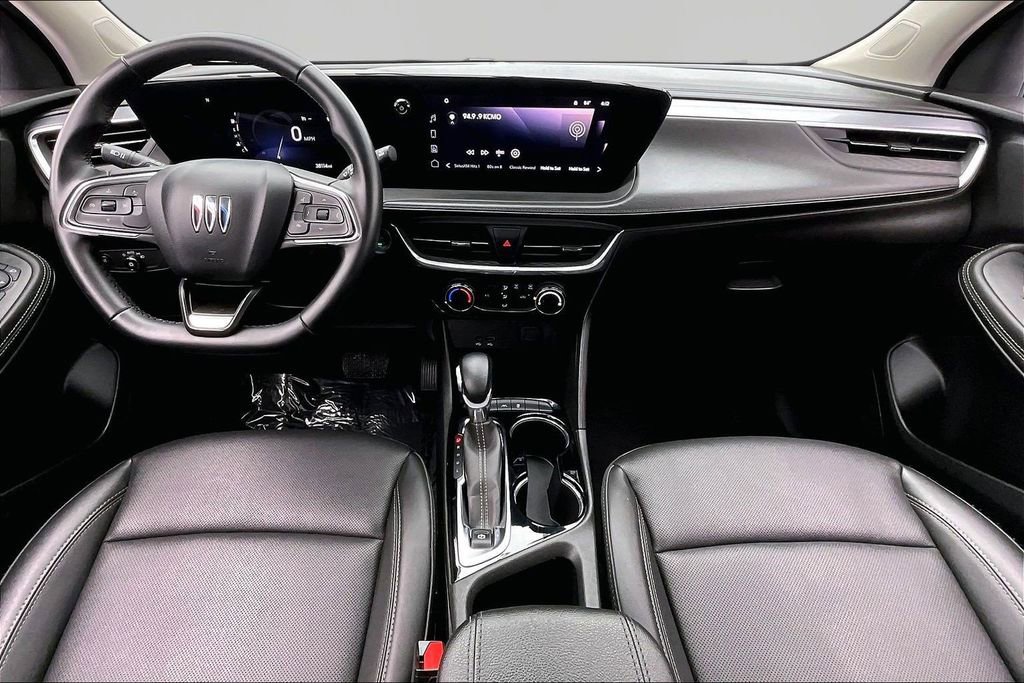 Used 2024 Buick Encore GX Sport Touring FWD image 16