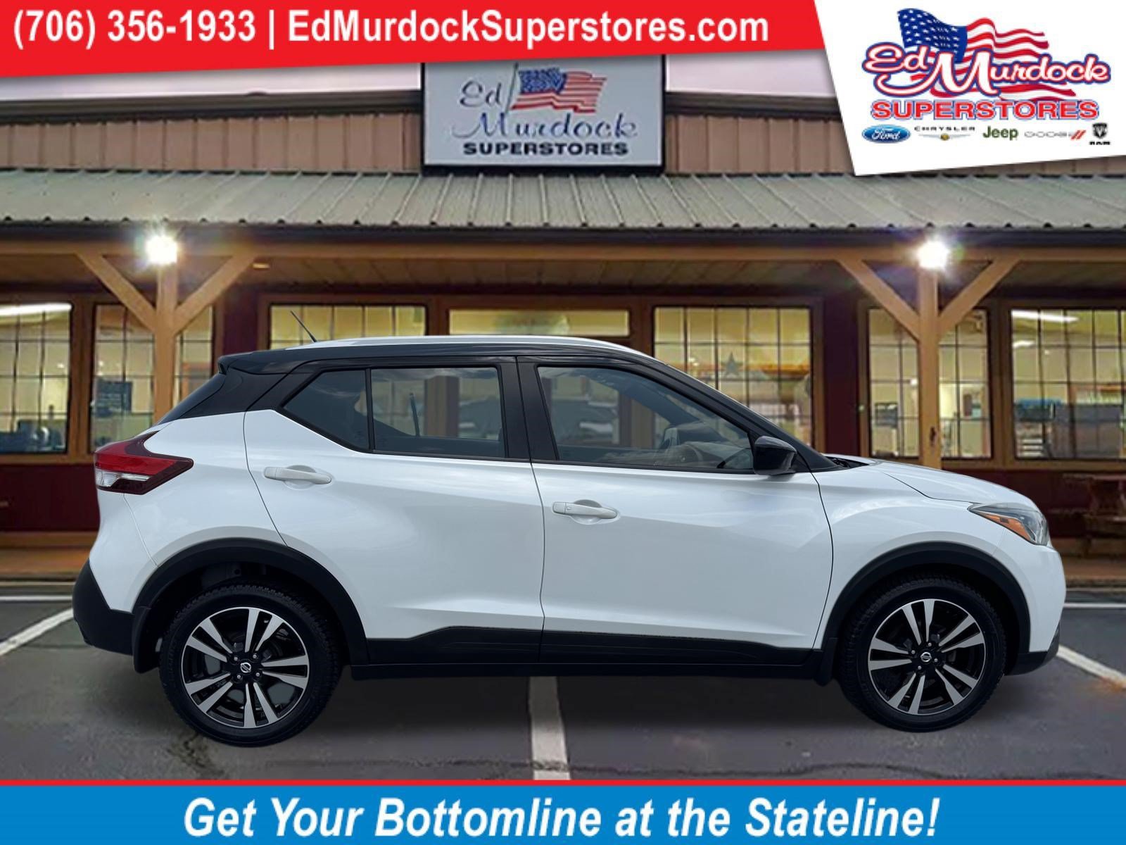 Used 2019 Nissan Kicks SV FWD image 1