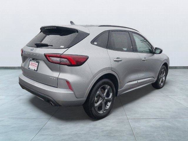 Certified 2024 Ford Escape ST-Line AWD/4WD image 7