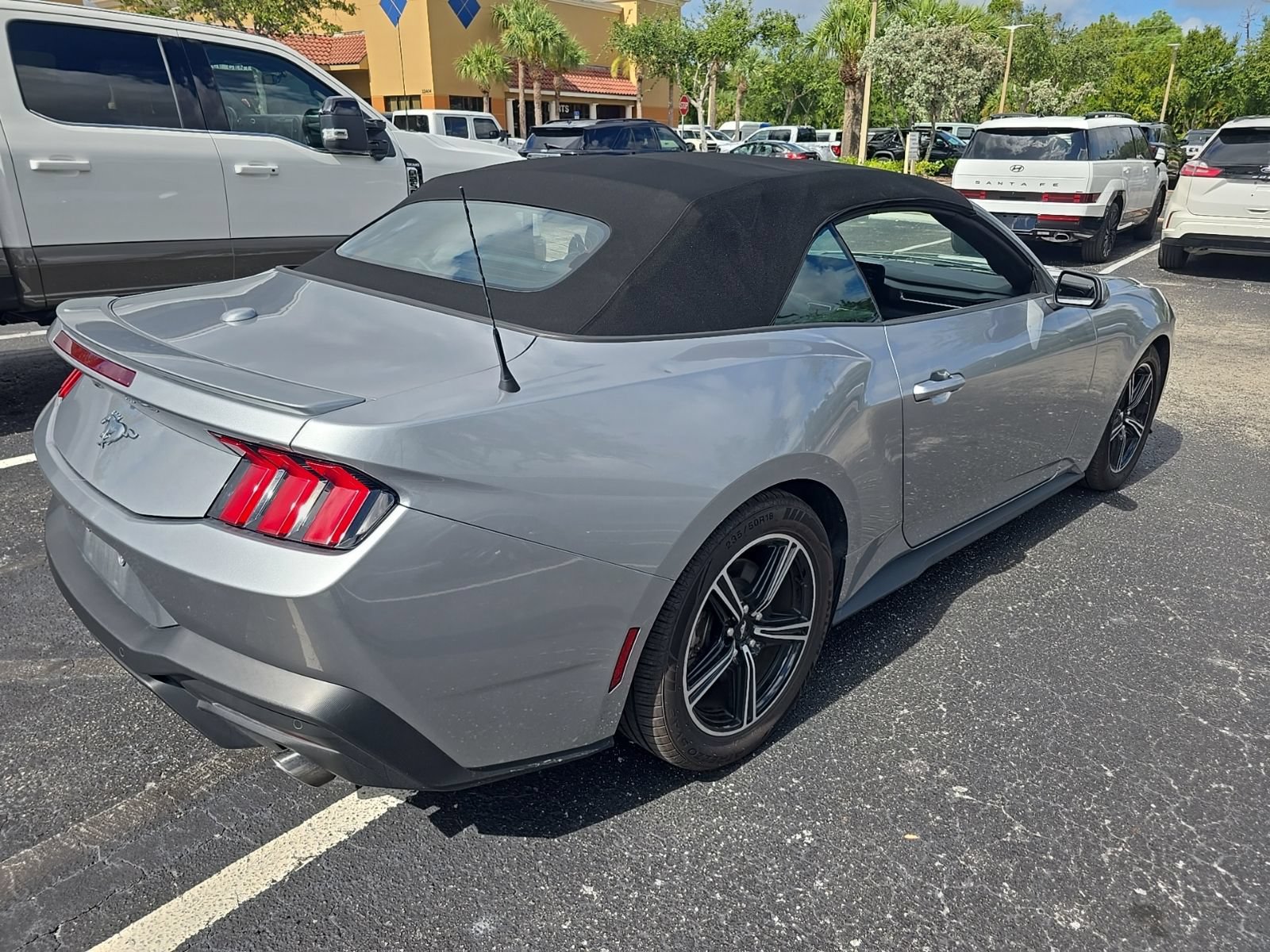 Certified 2025 Ford Mustang Premium RWD image 4