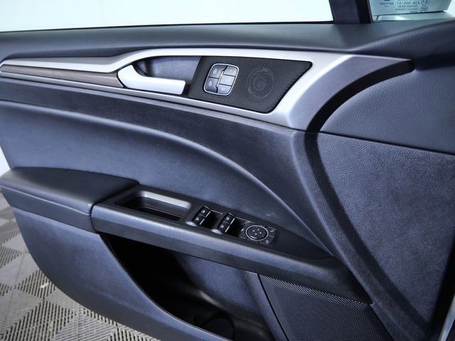 Certified 2018 Ford Fusion SE w/ Fusion SE Technology Package image 26