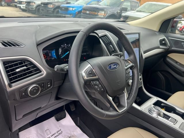 Certified 2023 Ford Edge SEL w/ Convenience Package AWD/4WD image 7
