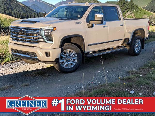Used 2024 Chevrolet Silverado 2500 High Country w/ High Country Premium Package AWD/4WD video 1