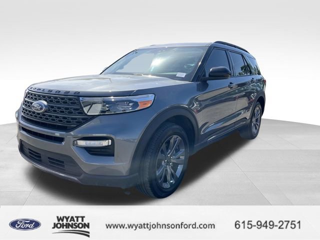 Certified 2023 Ford Explorer XLT w/ Equipment Group 202A AWD/4WD image 7