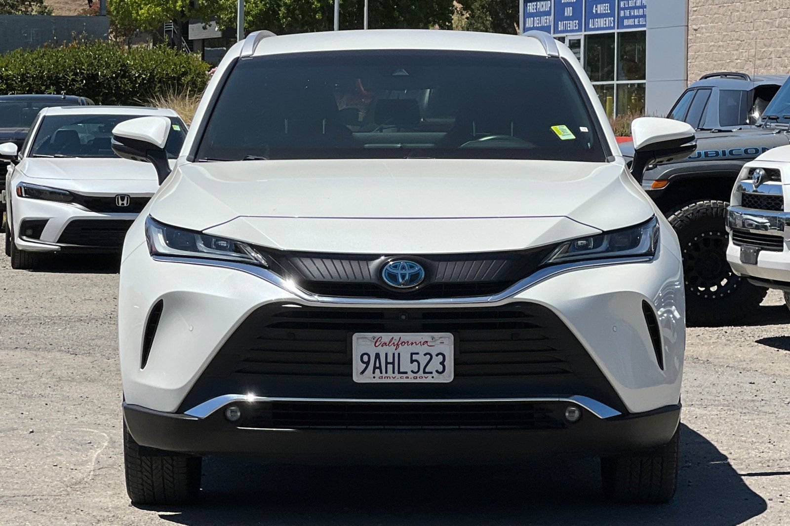 Used 2022 Toyota Venza Limited AWD/4WD image 10