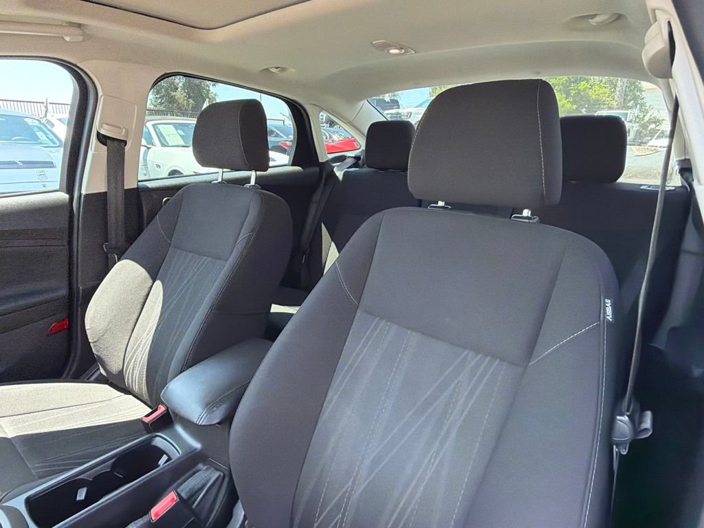 Certified 2017 Ford Focus SEL FWD image 24