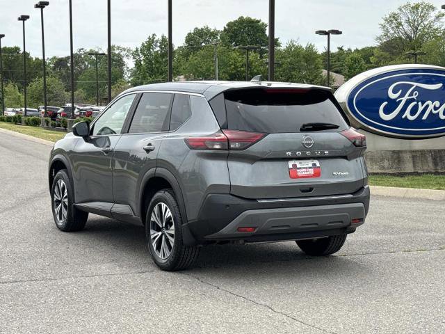 Used 2023 Nissan Rogue SV AWD/4WD image 8