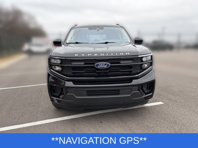 Certified 2025 Ford Expedition Active AWD/4WD image 9