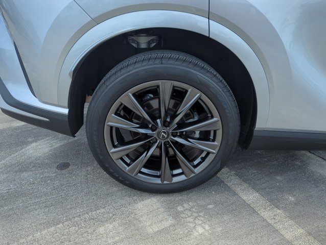 Used 2025 Lexus RX 350 F Sport w/ Convenience Package AWD/4WD image 29