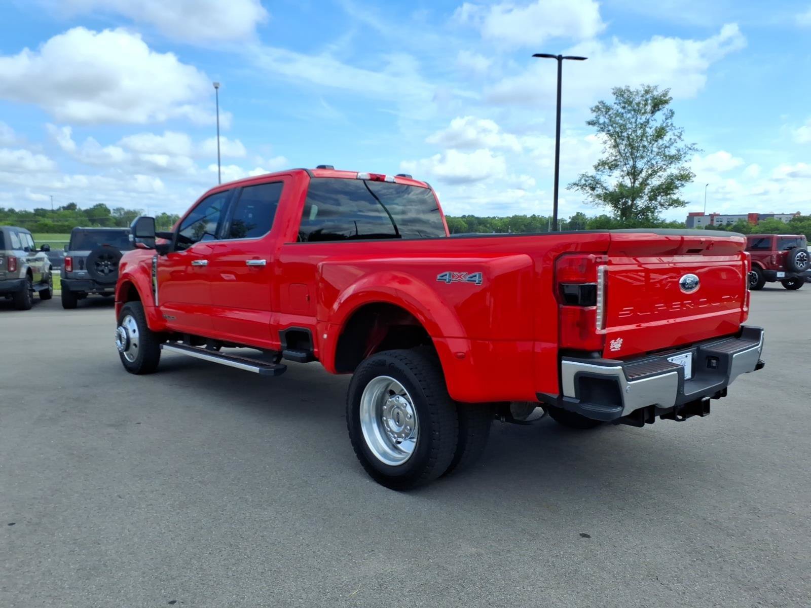 Certified 2025 Ford F450 Lariat w/ Chrome Package AWD/4WD image 5