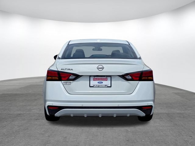 Used 2025 Nissan Altima 2.5 SV FWD image 5