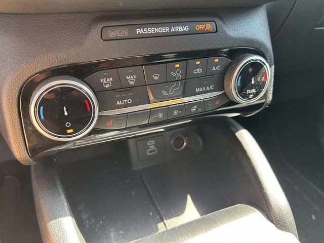 Certified 2022 Ford Escape SEL w/ SEL Stealth AWD Package image 20