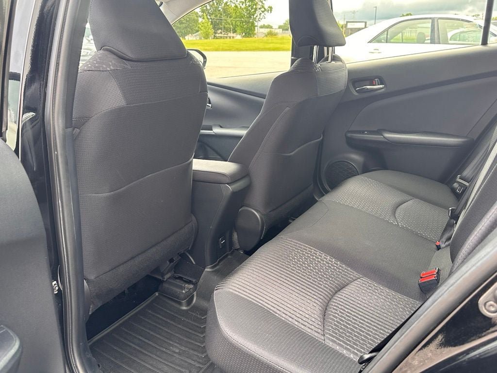 Used 2018 Toyota Prius Three FWD image 14