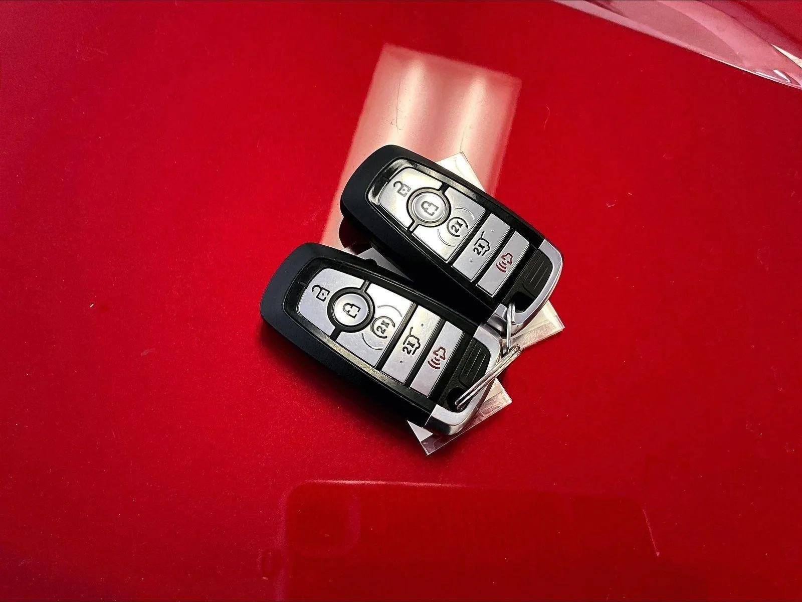 Certified 2023 Ford Explorer XLT w/ Equipment Group 202A image 9