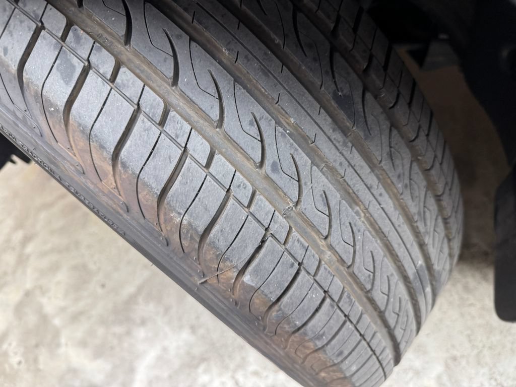 Used 2023 Kia Sorento LX AWD/4WD image 32