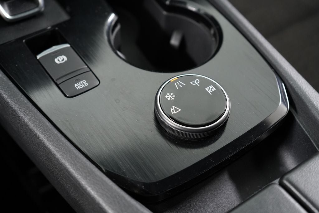 Used 2022 Nissan Rogue SV AWD/4WD image 18