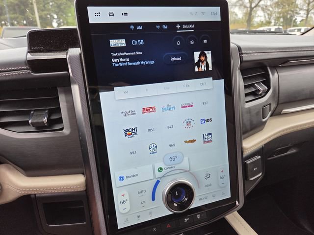 Certified 2022 Ford Expedition Max Platinum image 8