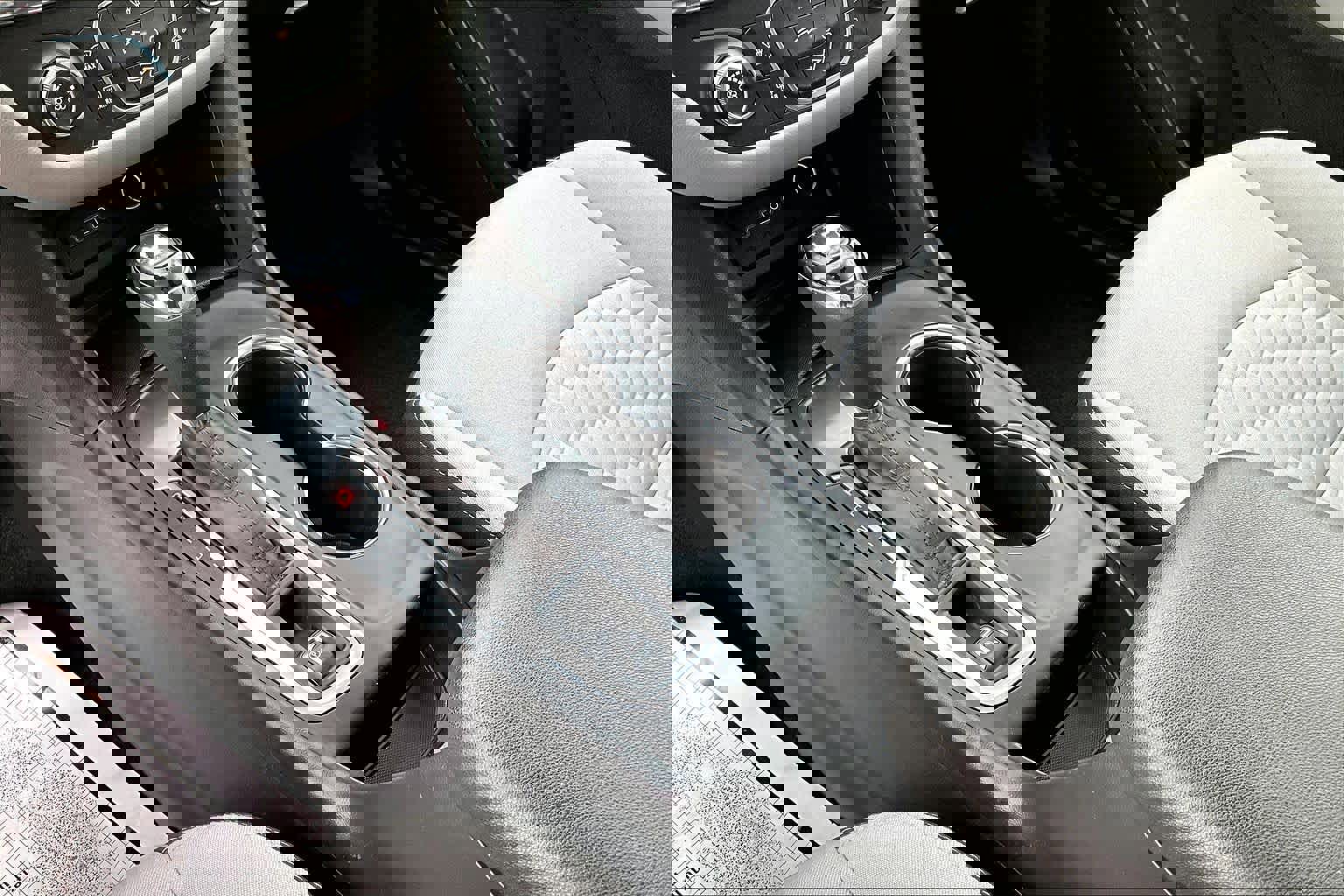 Used 2020 Chevrolet Equinox LS w/ LS Convenience Package image 17