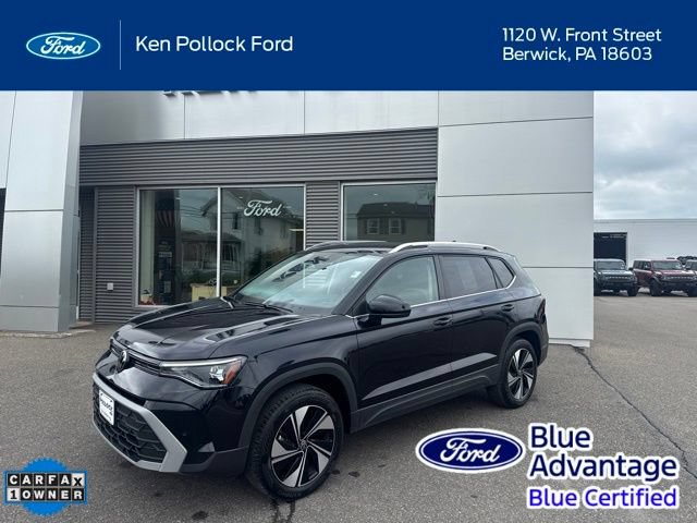 Used 2025 Volkswagen Taos SE AWD/4WD image 1