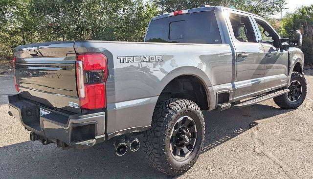Certified 2025 Ford F250 Platinum w/ Tremor Off-Road Package AWD/4WD image 3
