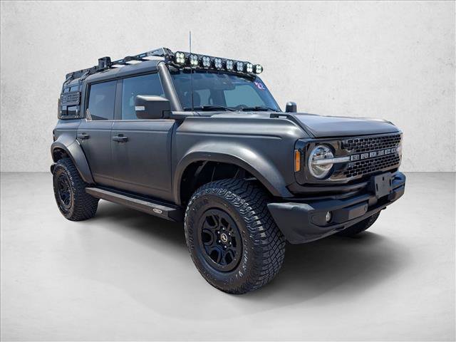 Certified 2022 Ford Bronco Wildtrak AWD/4WD image 3