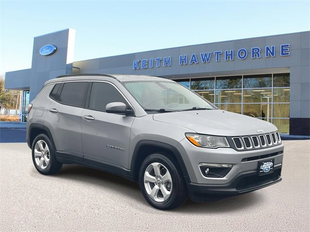 Used 2019 Jeep Compass Latitude w/ Cold Weather Group image 1