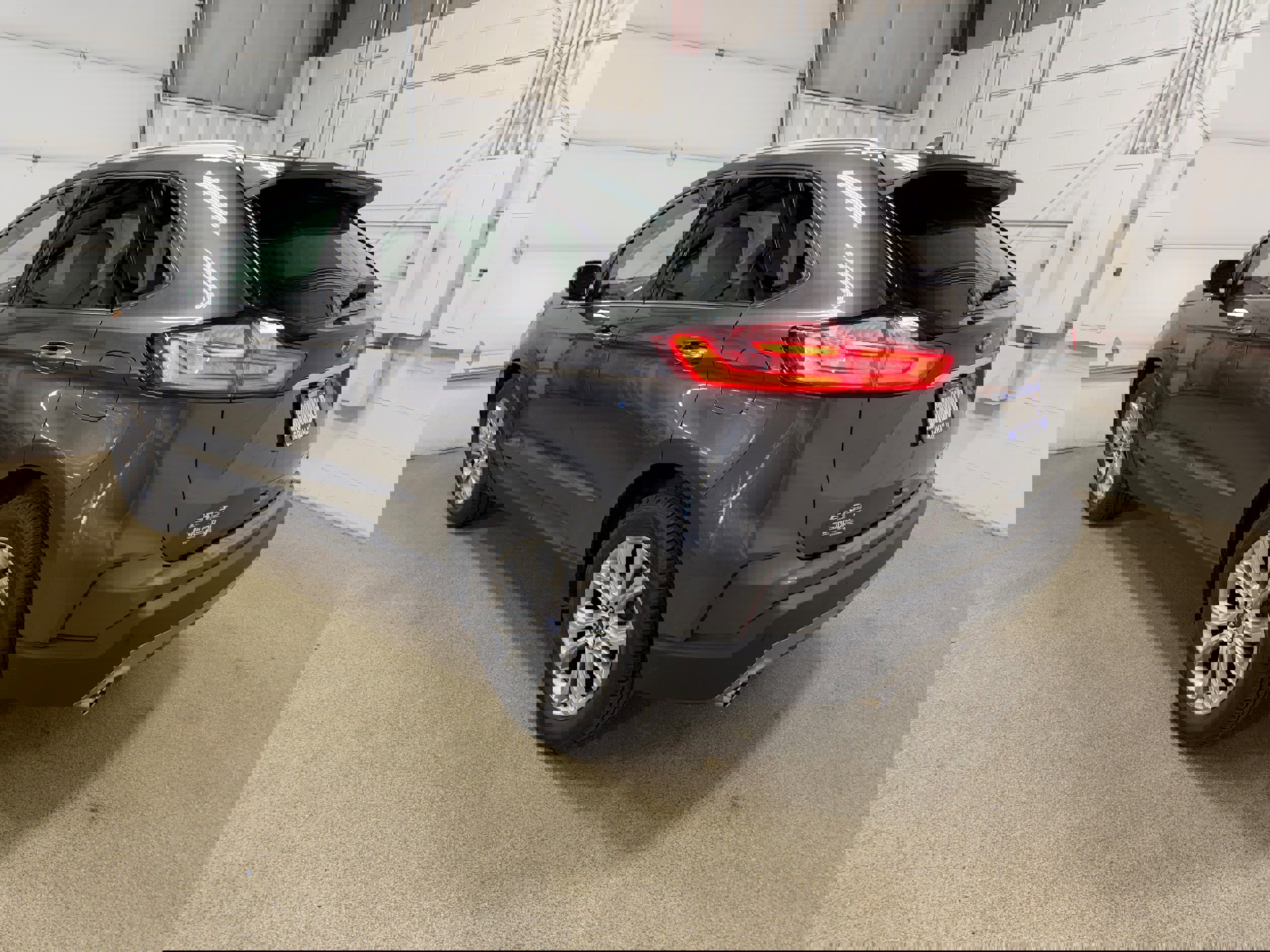 Certified 2019 Ford Edge Titanium w/ Cold Weather Package AWD/4WD image 7