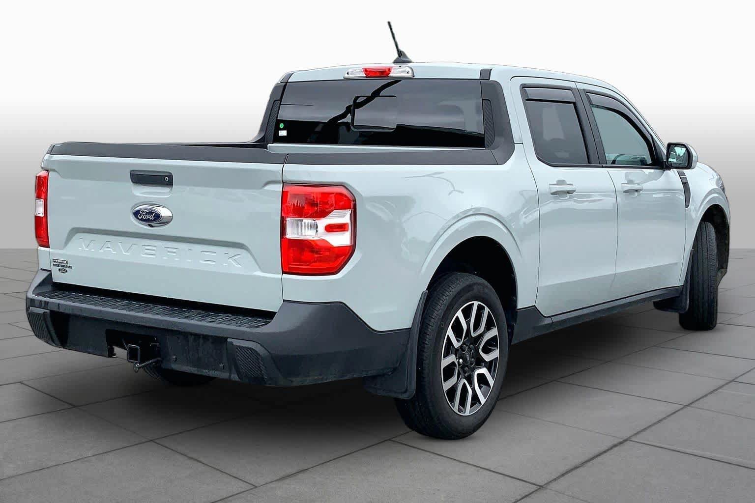 Certified 2023 Ford Maverick Lariat FWD image 12