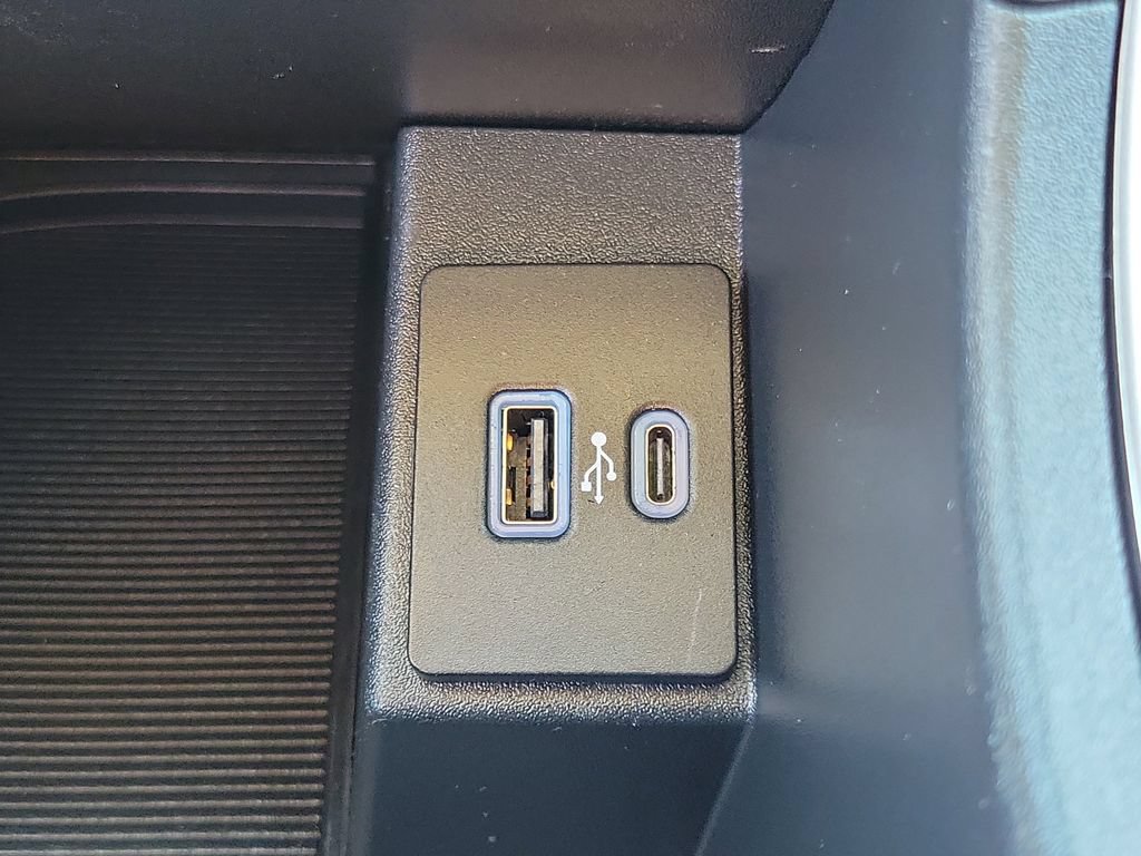 Certified 2022 Ford Edge SEL AWD/4WD image 30