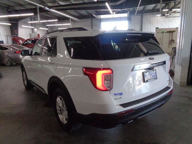 Certified 2020 Ford Explorer XLT w/ Comfort Package image 4