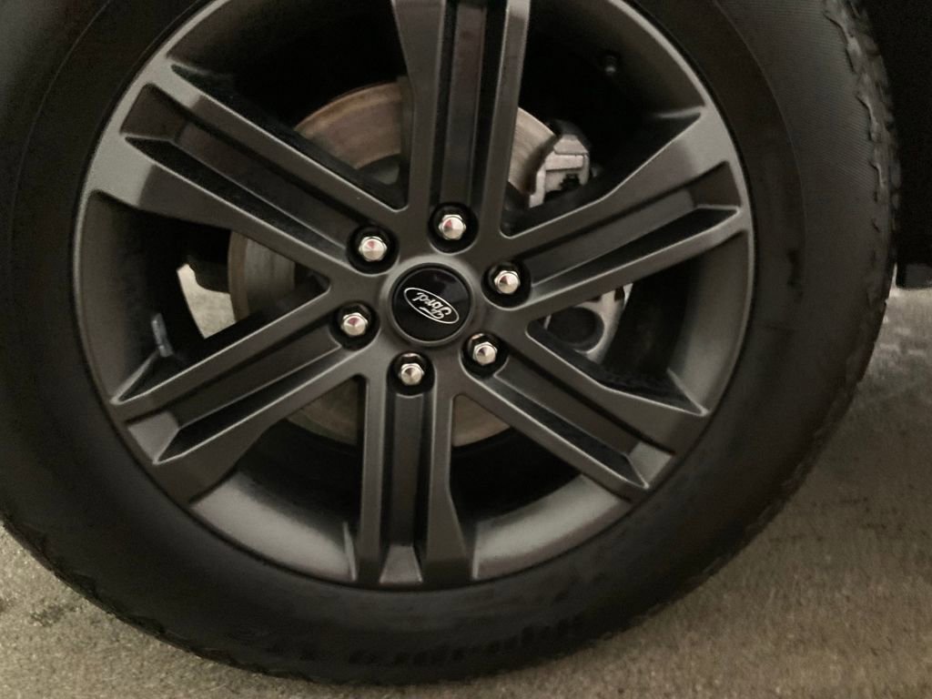 Certified 2022 Ford F150 XLT w/ Equipment Group 302A High image 32