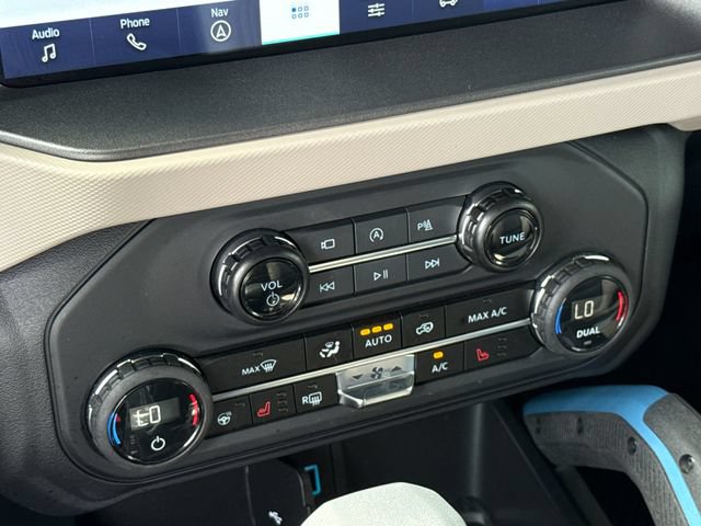 Certified 2024 Ford Bronco Wildtrak AWD/4WD image 25