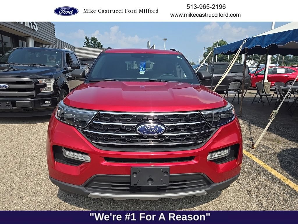 Certified 2020 Ford Explorer XLT w/ Equipment Group 202A AWD/4WD image 2