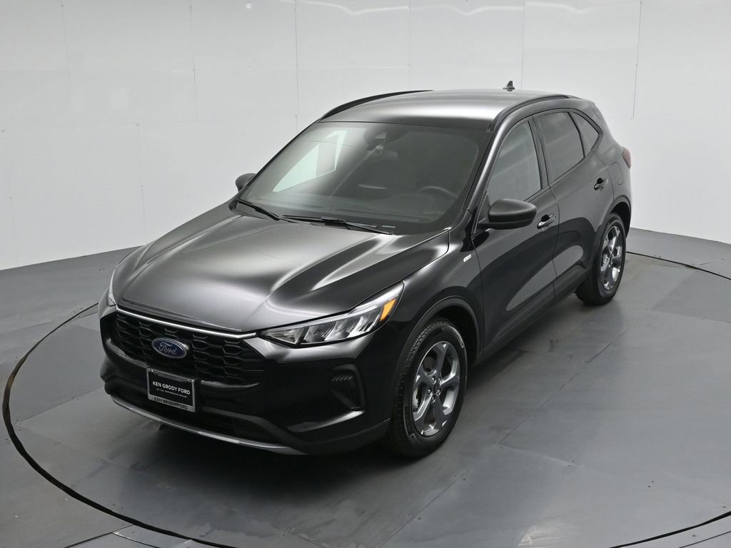 Certified 2025 Ford Escape ST-Line image 36