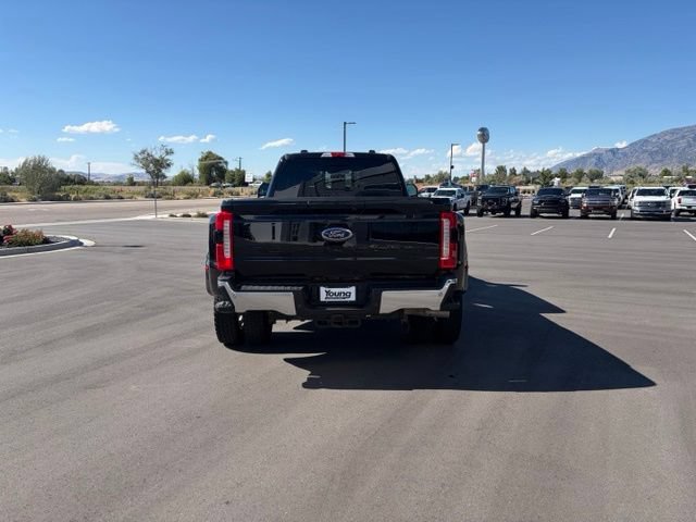 Certified 2025 Ford F450 Lariat w/ FX4 Off-Road Package AWD/4WD image 4